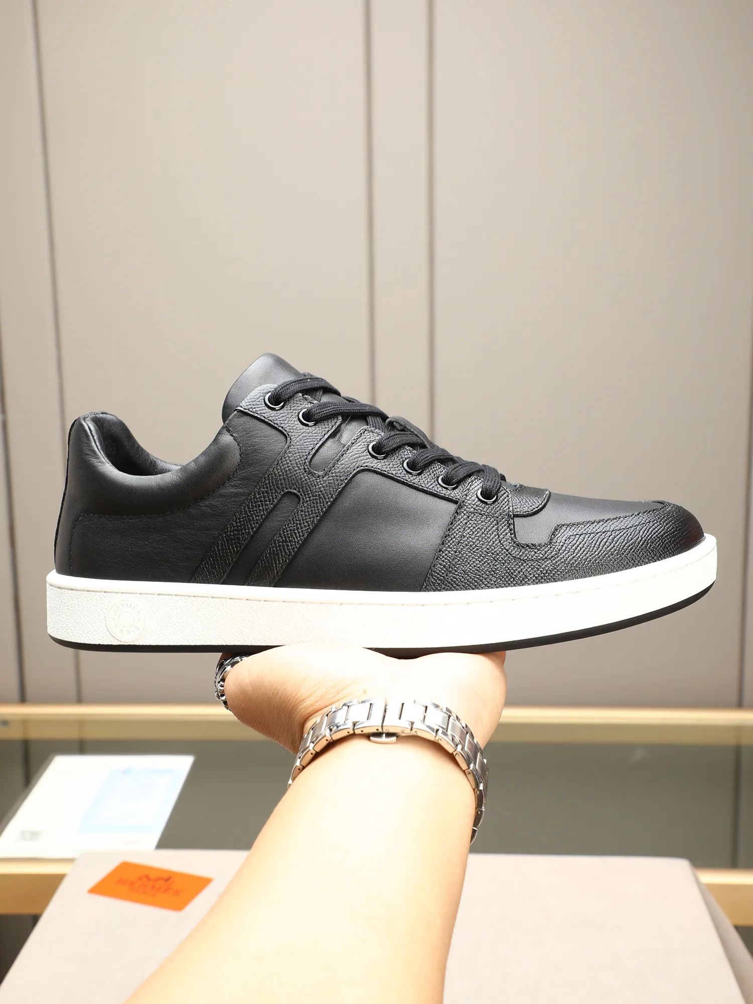 Men's shoes 💰720 [HERMES] Hermès - High-end quality original 🔍🔍🔍 casual sneakers - Upper: 🔝 Napa calfskin, shoe body sewn with brand 'H' totem - Lining: water-dyed cowhide - Outsole: original TPR. :38-44 (45, can be customized)